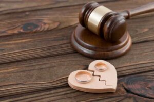 Tipuri de divorț și caracteristici