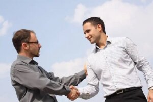 A fi politicos vă poate salva viața: „frumusețea salutului”