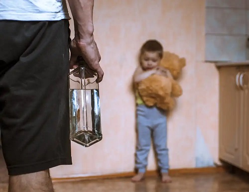 Ziua împotriva abuzului asupra copiilor trage semnale de alarmă
