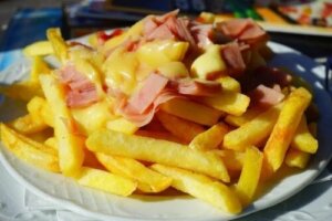 Ce este dieta pro-inflamatorie și care sunt riscurile ei?