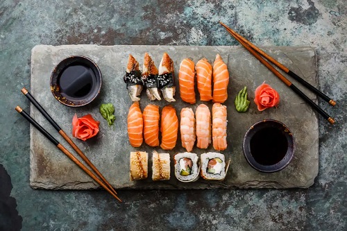 Platou cu sushi
