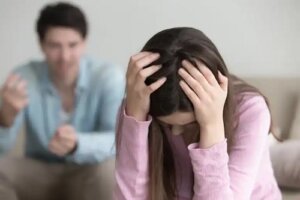 Abuzul gaslighting: 7 tipuri frecvente