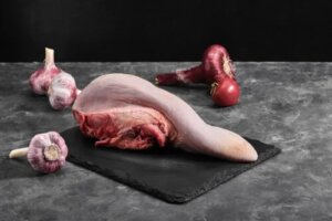 Beneficiile limbii de vită și o rețetă culinară delicioasă