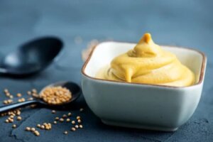 4 moduri de a folosi muștarul în rețete delicioase și simple