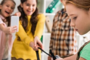 Metoda KiVa împotriva agresiunii și bullying-ului școlar