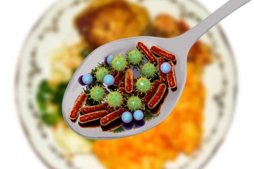 Microorganisme patogene în alimente: pericolul nevăzut