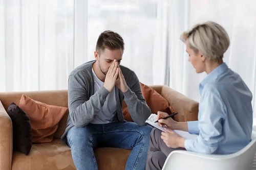 Specialist care explică ce este erotomania