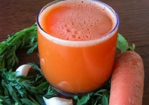 Suc de morcov ce controlează anxietatea