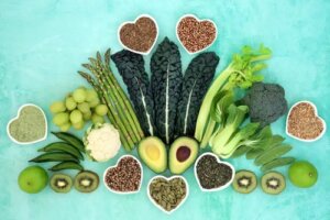 10 alimente antiinflamatoare pe care ar trebui să le includeți în dietă