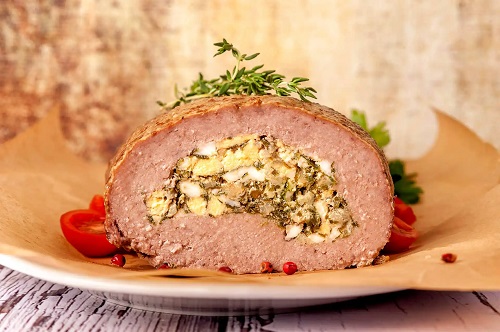 Ruladă umplută acasă