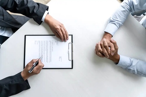 Avocat care oferă sfaturi utile atunci când închiriezi casa