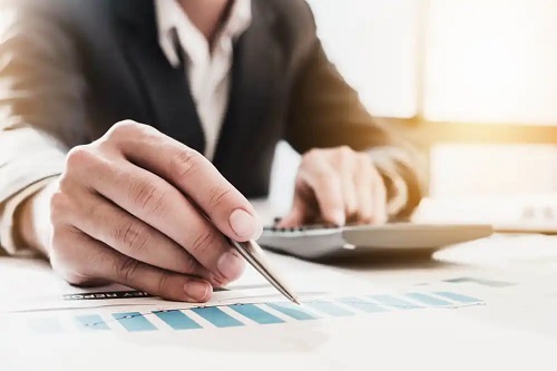 Specialist în reducerea riscului financiar