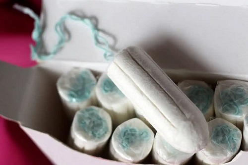Tampoane menstruale