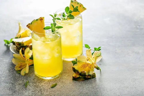 Cum se prepară apa de ananas și de ce trebuie luată pe stomacul gol