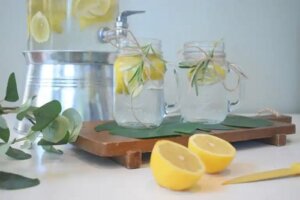 7 sucuri naturale și infuzii pentru calculii biliari