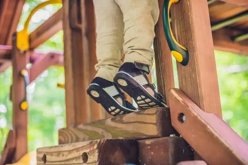 Pantofii ortopedici pentru copii: când sunt necesari?