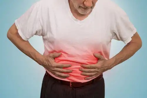 Bărbat cu ulcer la stomac