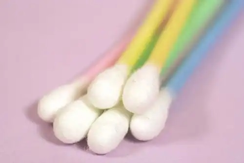 Bețișoare de urechi