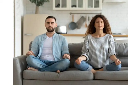 Mindfulness pentru părinți: beneficii, exerciții și sfaturi