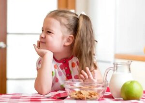 Copiii fără poftă de mâncare: cum să-i ajuți?