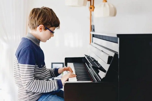 Memoria procedurală la pianiști