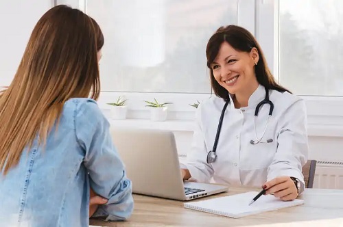 Medic care vorbește despre umflăturile din cap