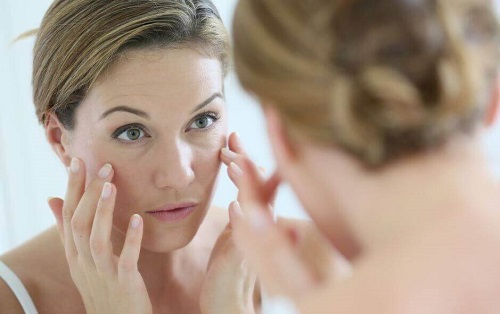 6 obiceiuri care duc la îmbătrânire fără să-ți dai seama