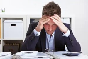 Ce este „sindromul burnout” și cum să-l eviți?