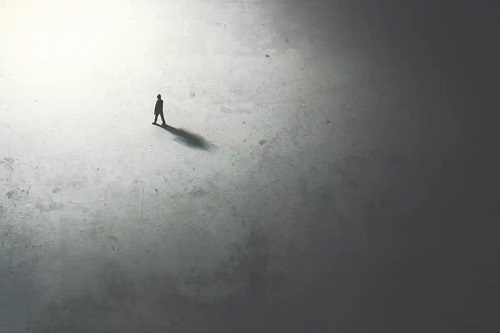 Exemplu de singurătate