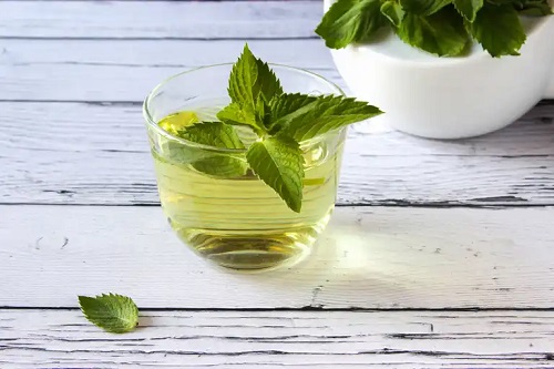 Tratamente naturale pentru sinuzită cu mentă