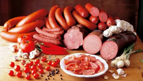 Mezelurile sunt alimente interzise în hipotiroidism