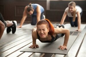 5 semne că te descurci bine dacă ești începător la sală