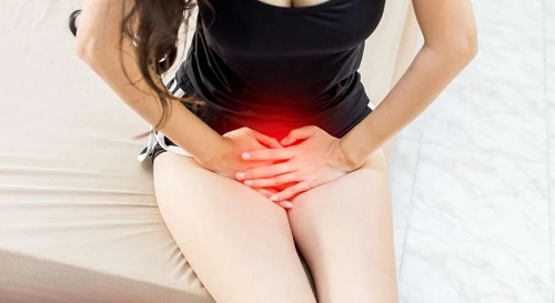 Femeie cu iritație vaginală