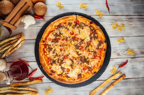 Pizza bolognese: rețetă ușoară și delicioasă
