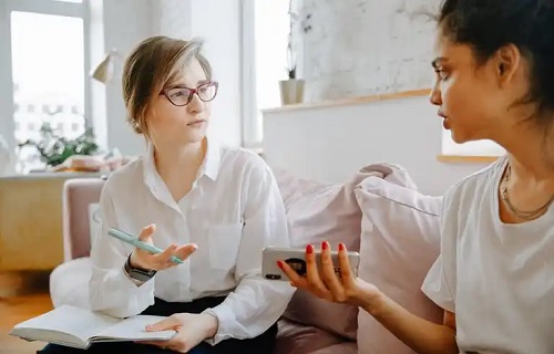Specialist ce explică cum să te distanțezi de persoanele toxice