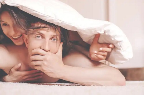 Cum să stimulezi anusul? Sfaturi pentru a obține plăcere