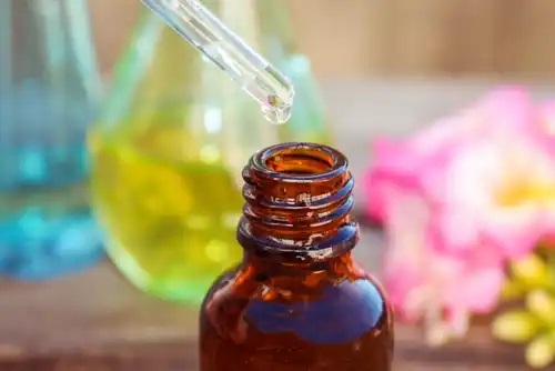 Tratamente naturiste pentru rozacee pe bază de ulei