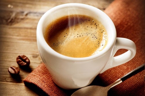 Cafeaua zilnică și vasele de sânge: cât de bună este?