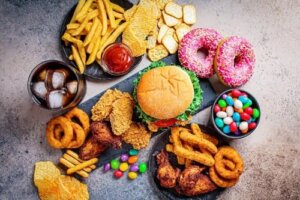 Alimentele grase slăbesc sistemul imunitar?