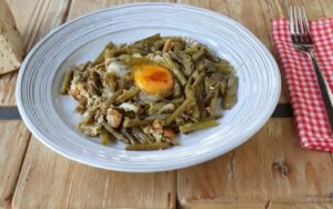 Rețeta clasică de anghinare cu sparanghel: ieftină și delicioasă