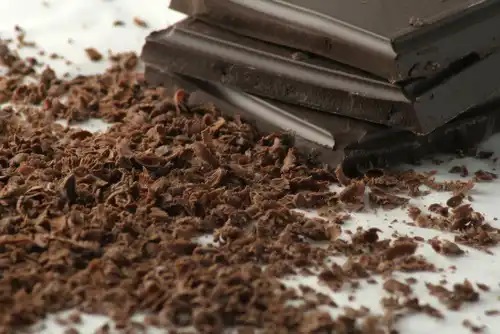 Ciocolată neagră rasă
