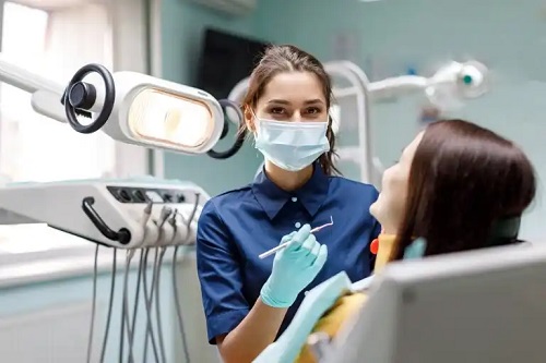 Care este diferența dintre dentist și ortodont?