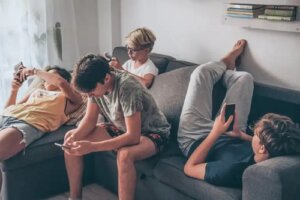 Cum să recunoașteți și să înțelegeți pubertatea