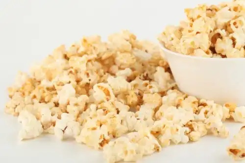 Castron cu popcorn