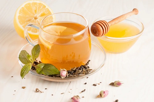 Remedii naturiste pentru tensiune arterială scăzută cu lămâie și miere