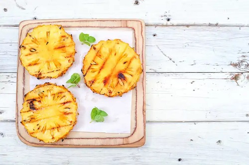 Rețetă de ananas la grătar