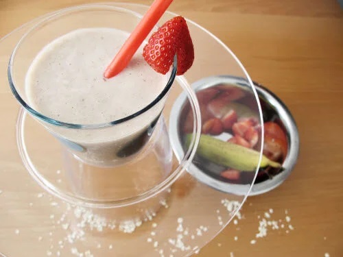 Rețete de lapte vegetal cu ovăz și căpșuni