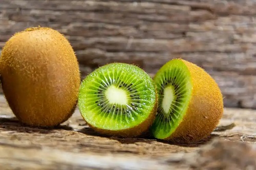 Beneficiile fructului kiwi proaspăt