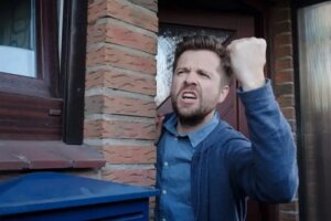 Crizele de furie la adulți: cauze și sfaturi