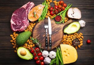 Dieta lazy keto: ce este și care sunt riscurile ei?